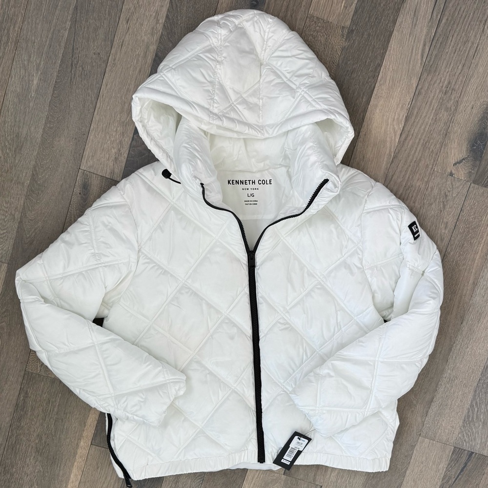 Brand New KENNETH COLE Women’s White Puffer Coat